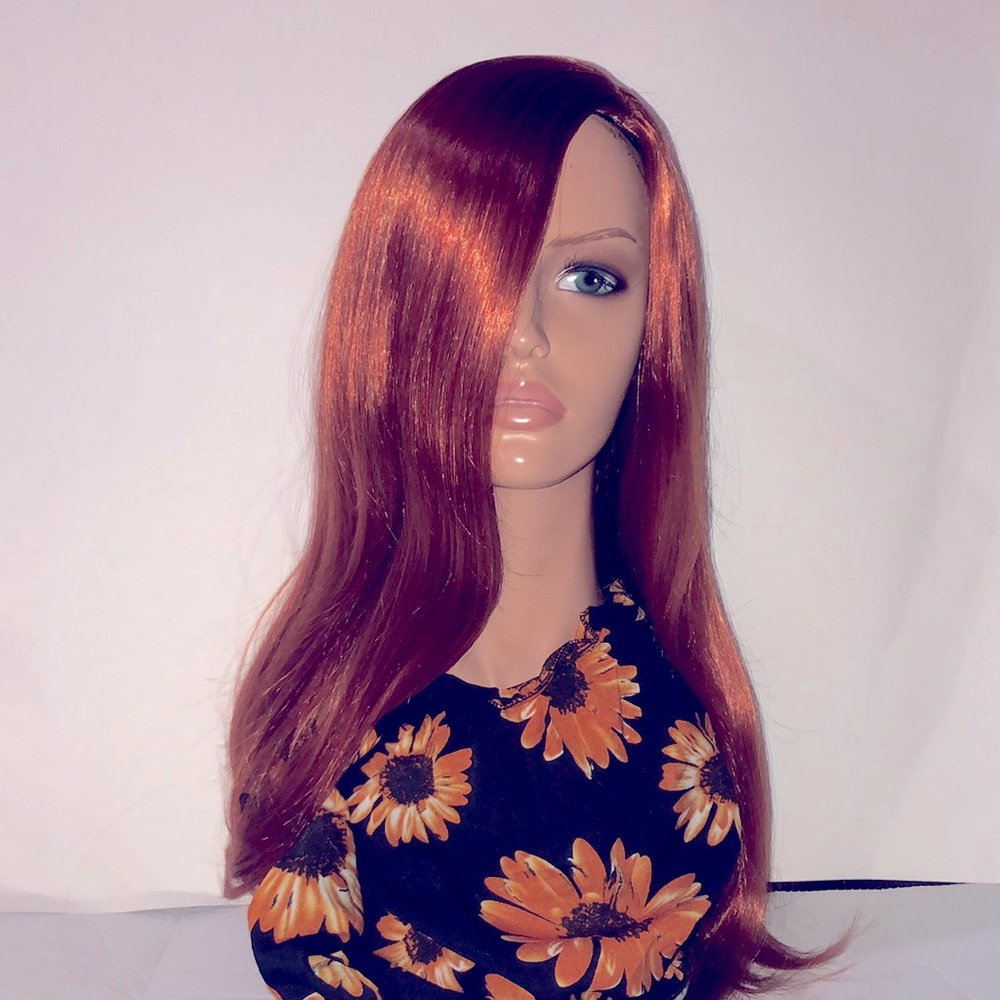 Synthetic Wig - Picture 4 of 8
